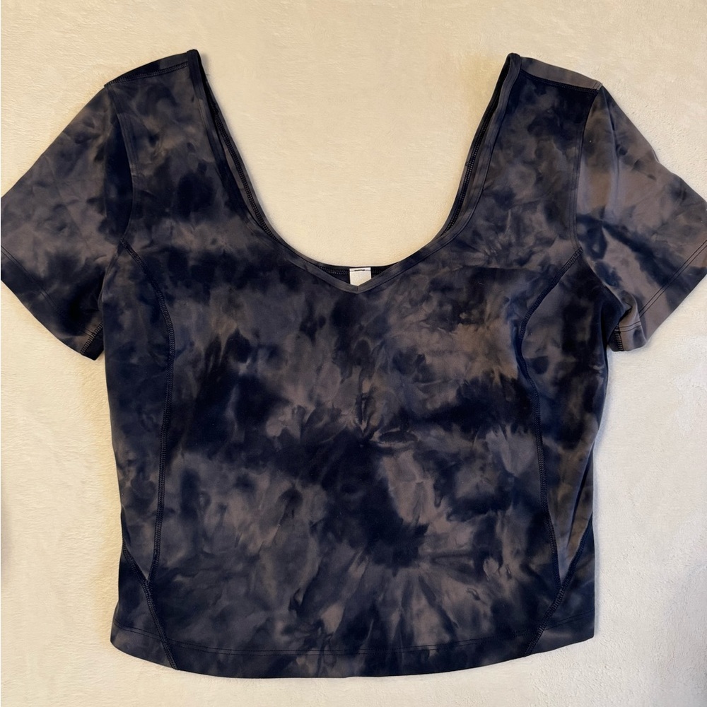Lululemon top
